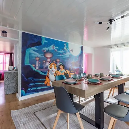 Aladdin's Hideaway Awaits You Appartement